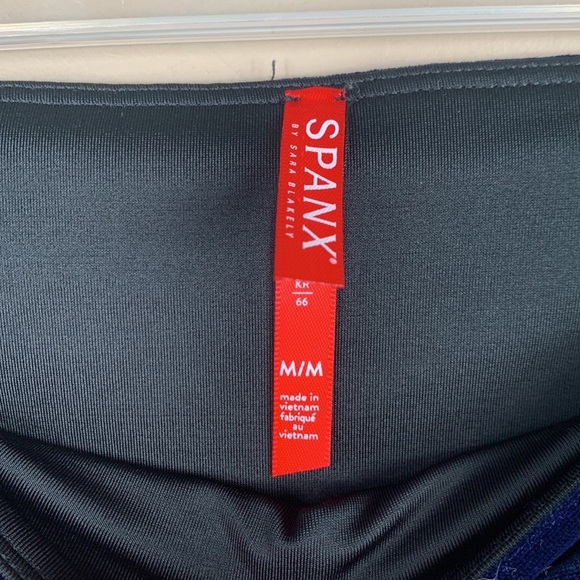Spanx navy velvet leggings sz med - Picture 6 of 10